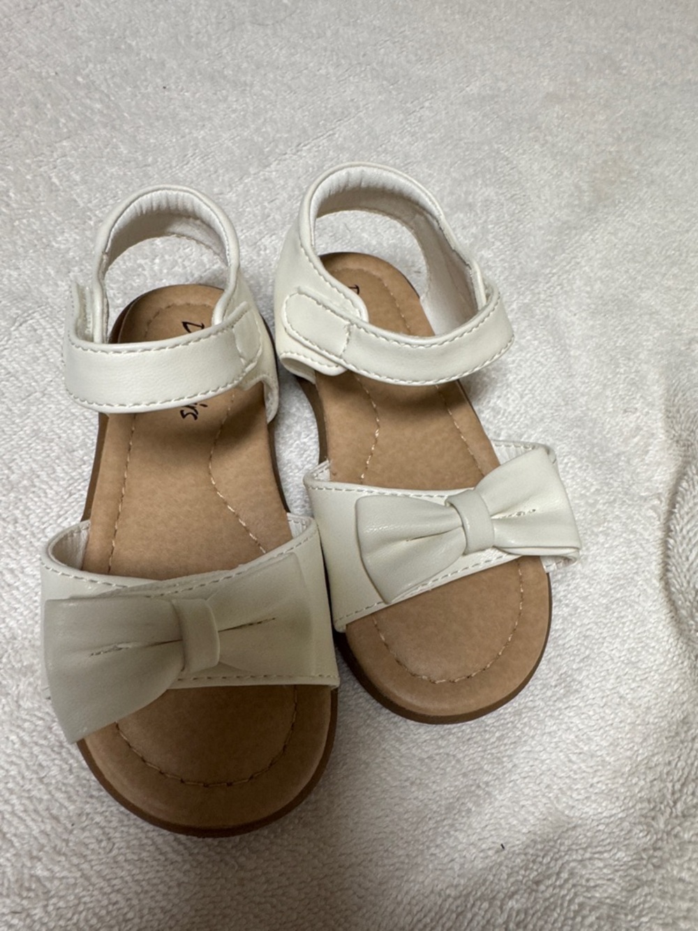 Girls' White Bow Sandals - Kids